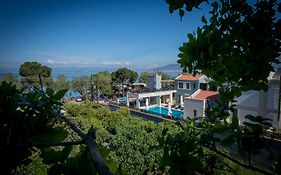 Ξενοδοχείο Mantinia Bay